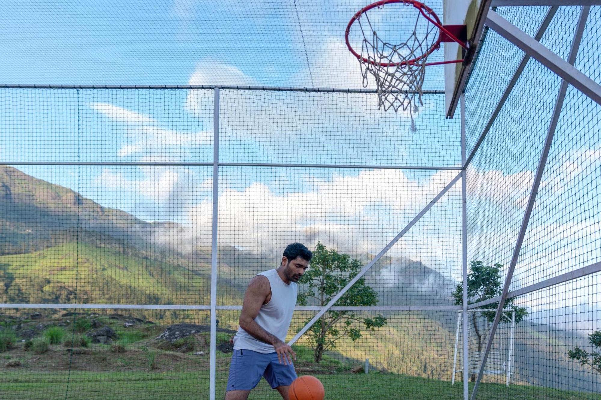 Le Montfort Resort Munnar Kültér fotó