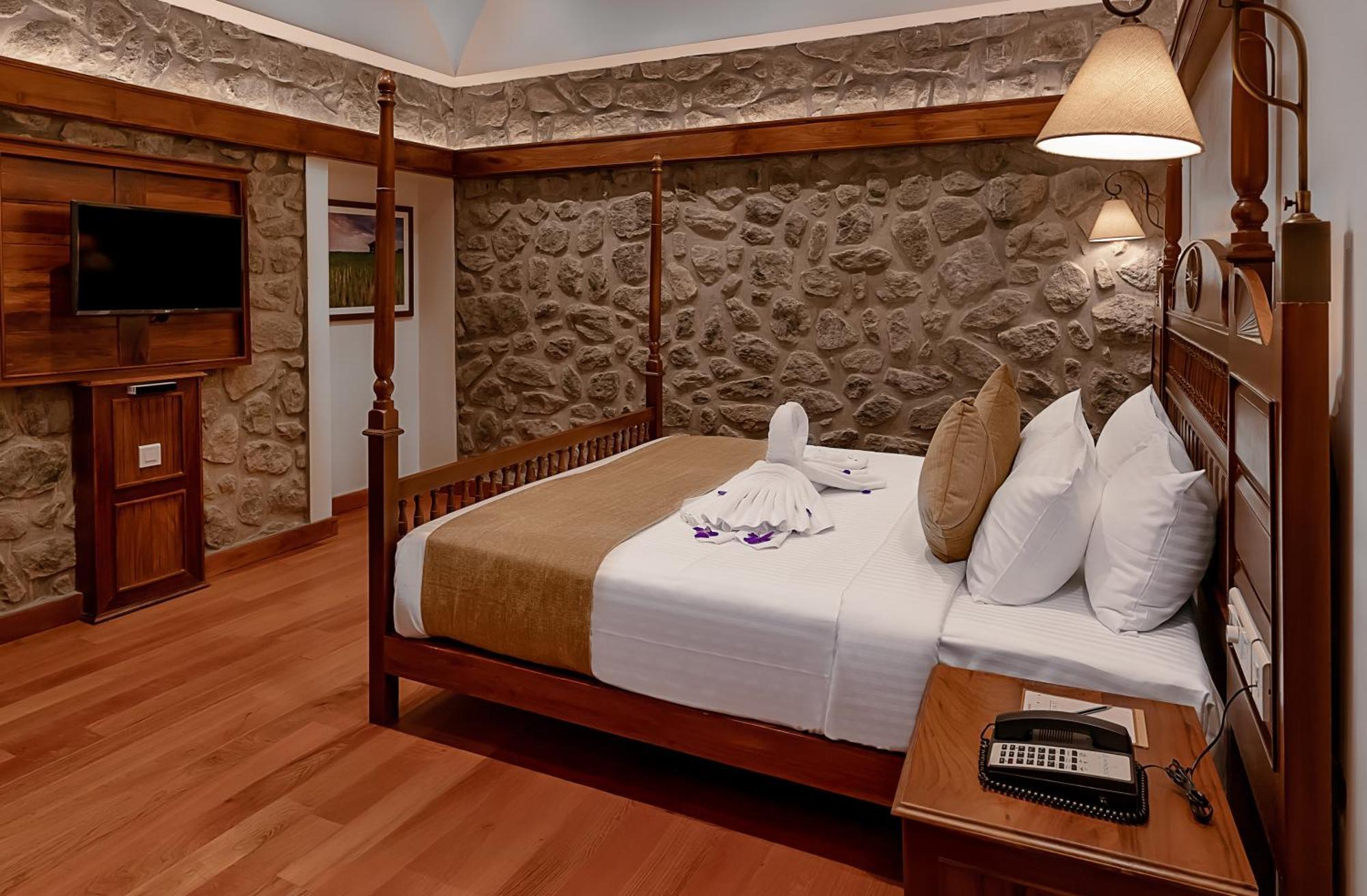 Le Montfort Resort Munnar Kültér fotó